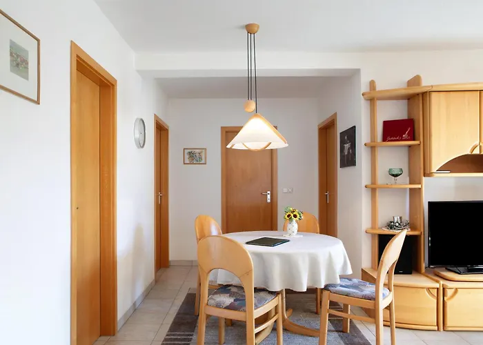 Tannenblick 7-4 شقة